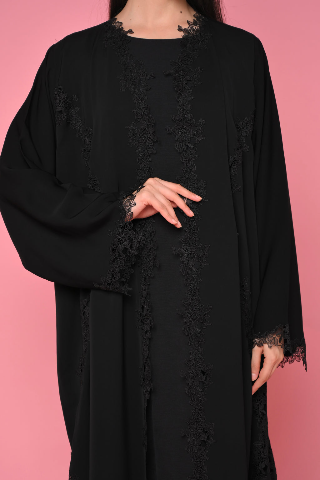 #05 Black